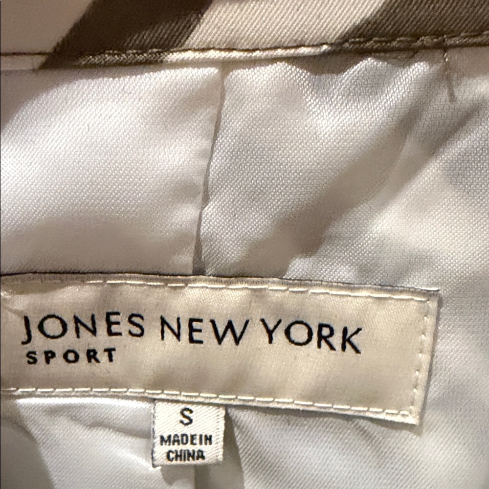 Jones New York Zebra Print Utility Jacket - Green and White - Picture 2 of 8